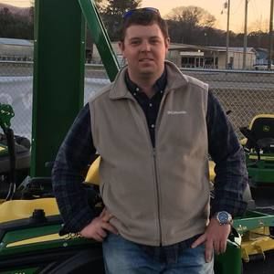 Meet your Posher, Cliff